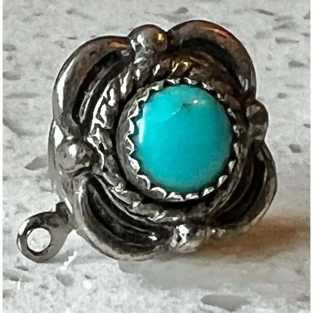 Sterling Silver Tie Tack With Turquoise Stone Floral Design Southwest - Picture 2 of 6